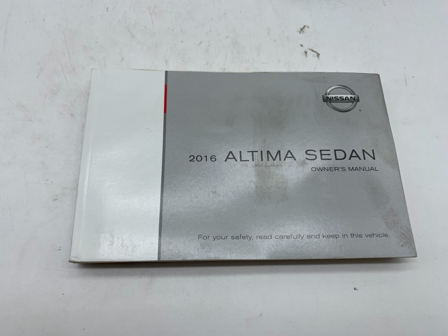 2016 Nissan Altima Sedan Owners Manual Set with Case OEM C02B50021