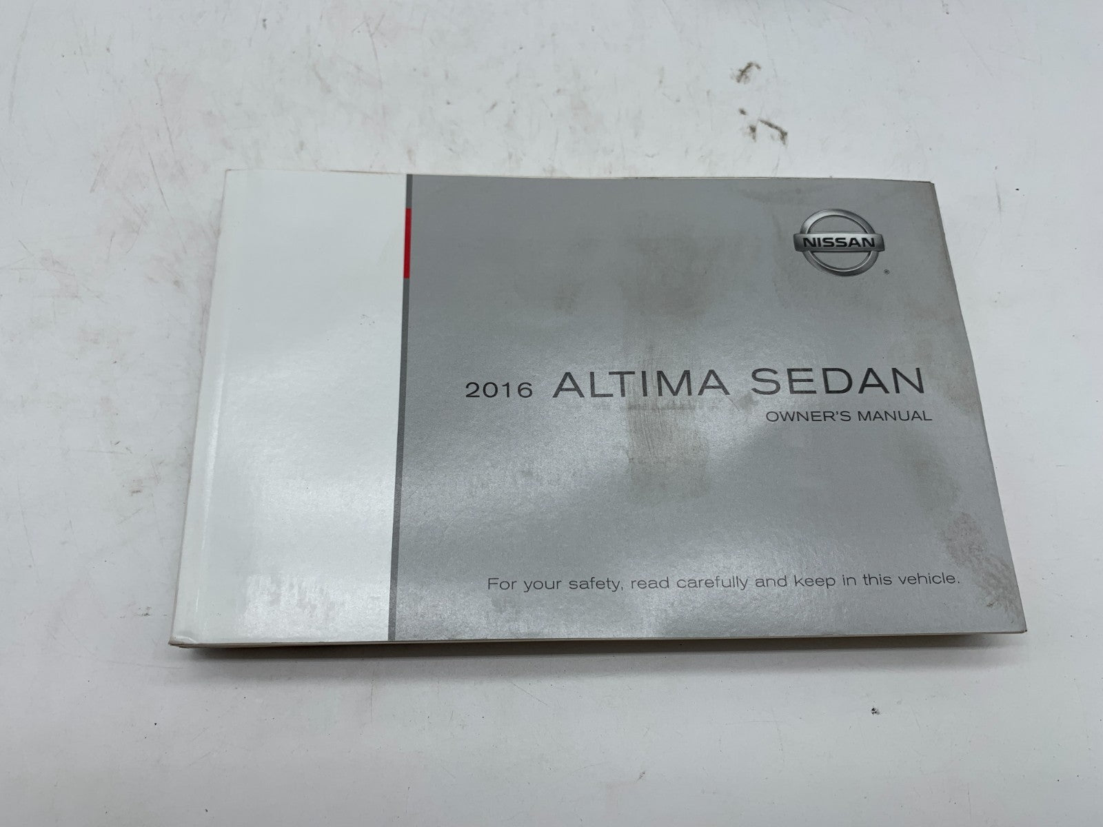 2016 Nissan Altima Sedan Owners Manual Set with Case OEM C02B50021