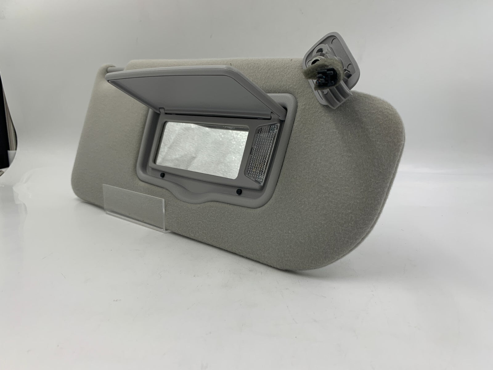 2006-2008 Mazda 6 Passenger Sun Visor Illuminated Gray OEM C04B32027