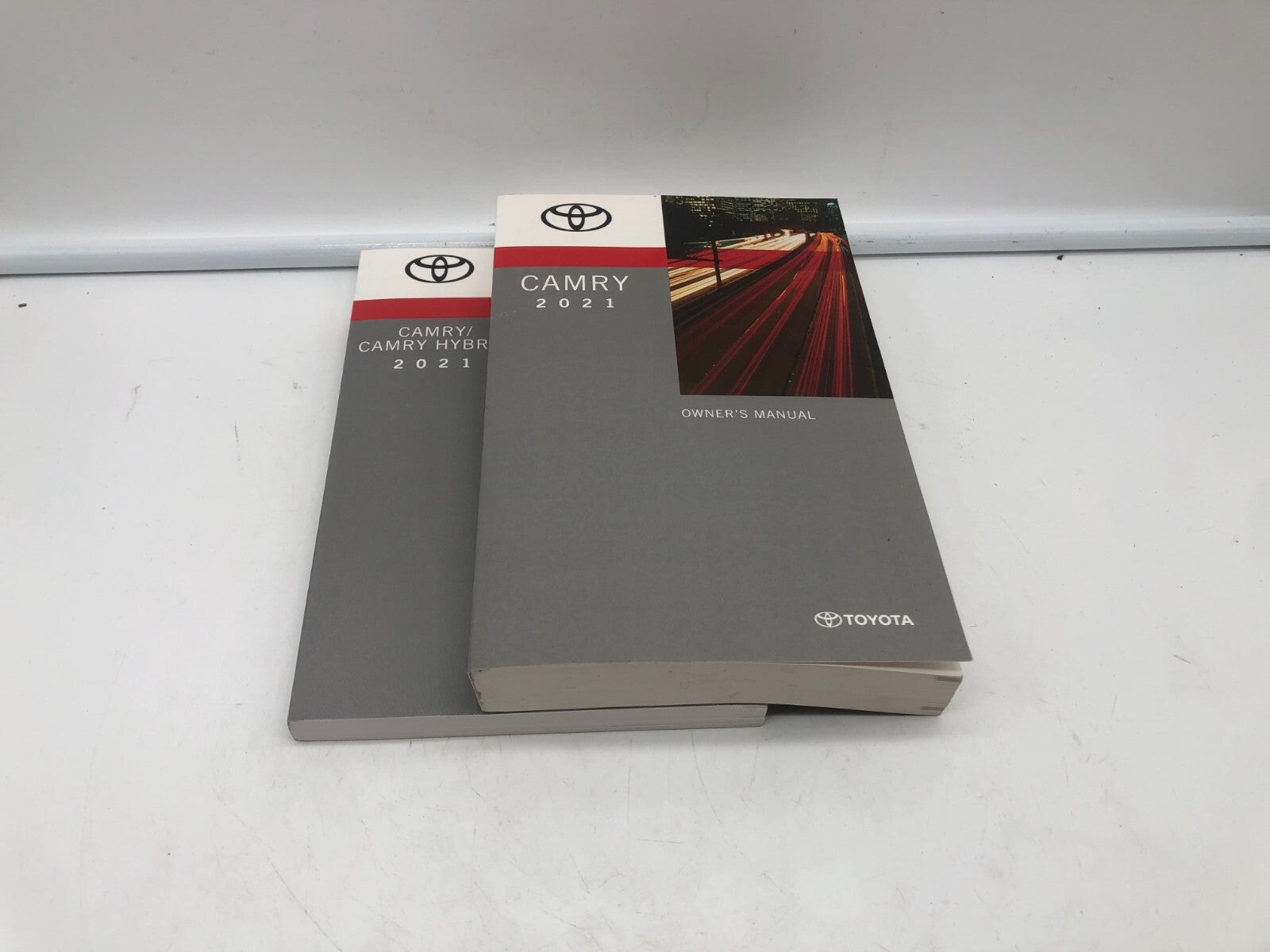 2021 Toyota Camry Owners Manual Set OEM A01B41004