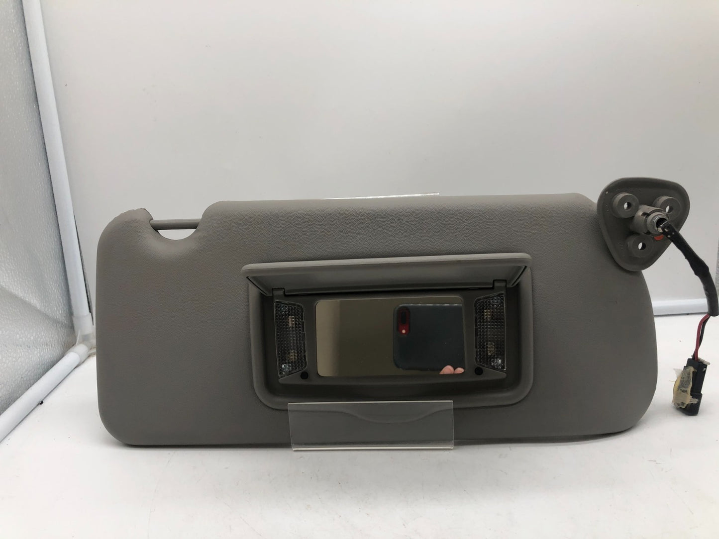2003-2007 Cadillac CTS Passenger Sun Visor Gray Illuminated OEM A01B24011