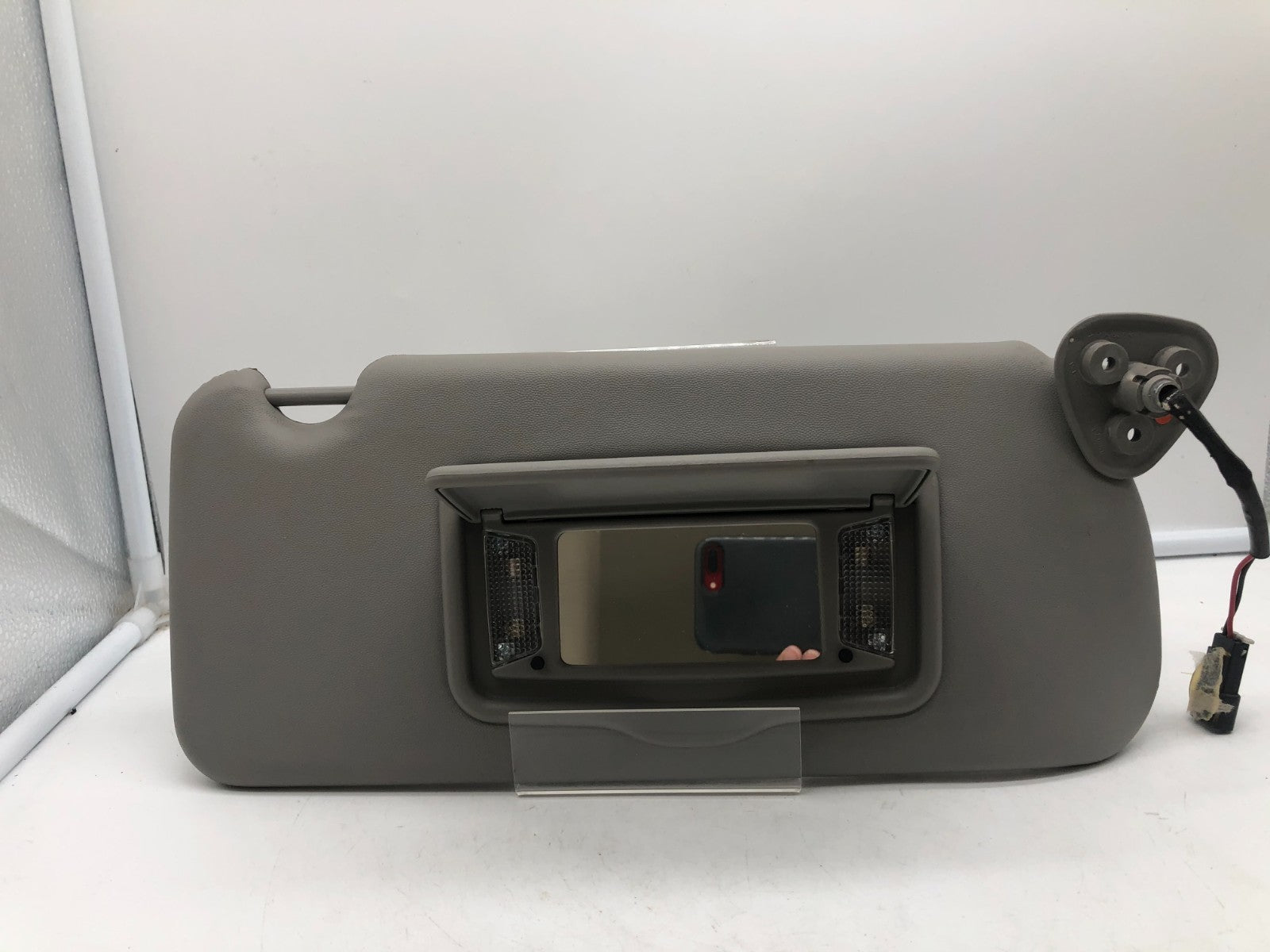 2003-2007 Cadillac CTS Passenger Sun Visor Gray Illuminated OEM A01B24011