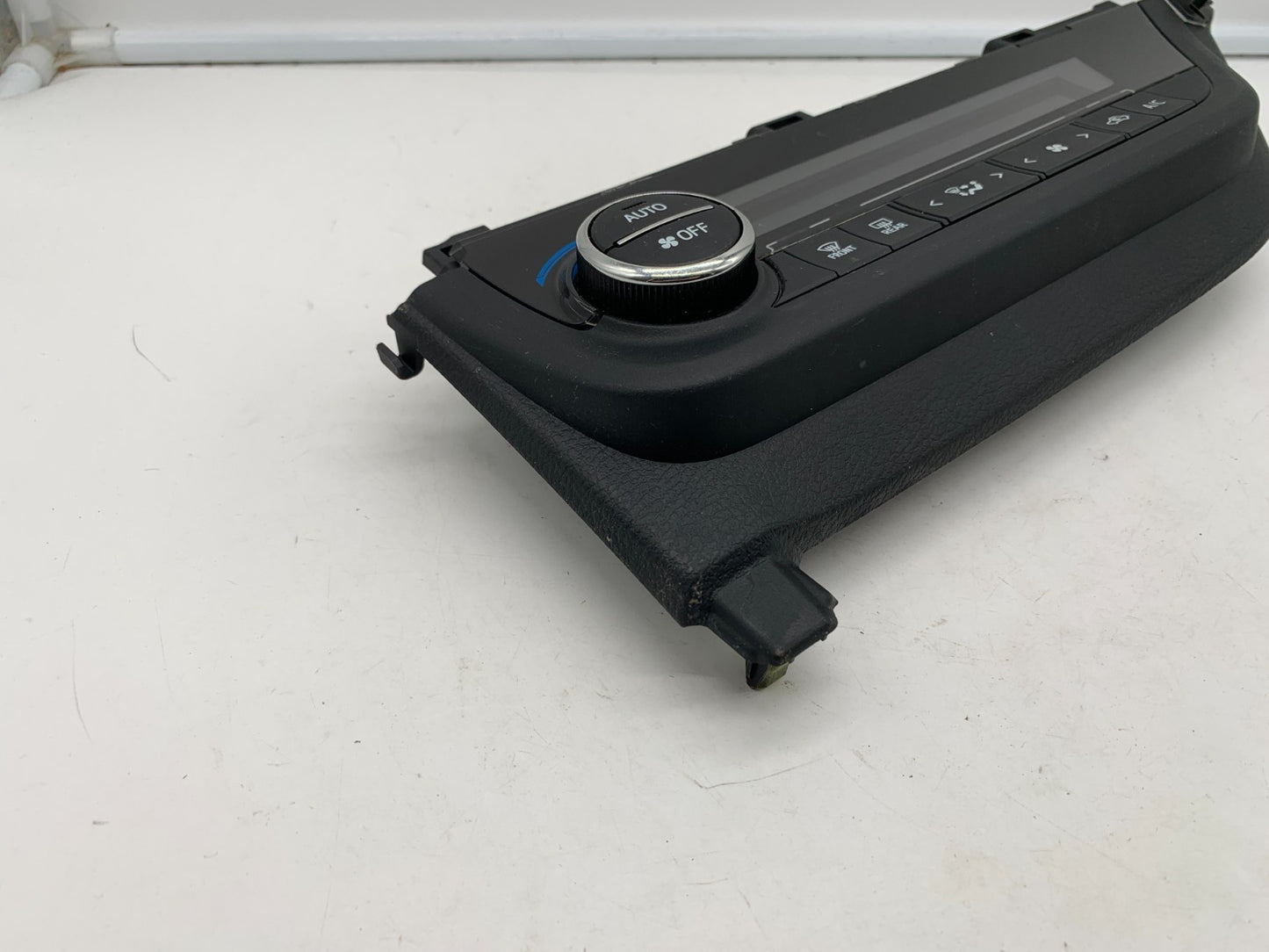 2014-2016 Toyota Corolla Climate Control AC Heater Unit OEM C02B21025