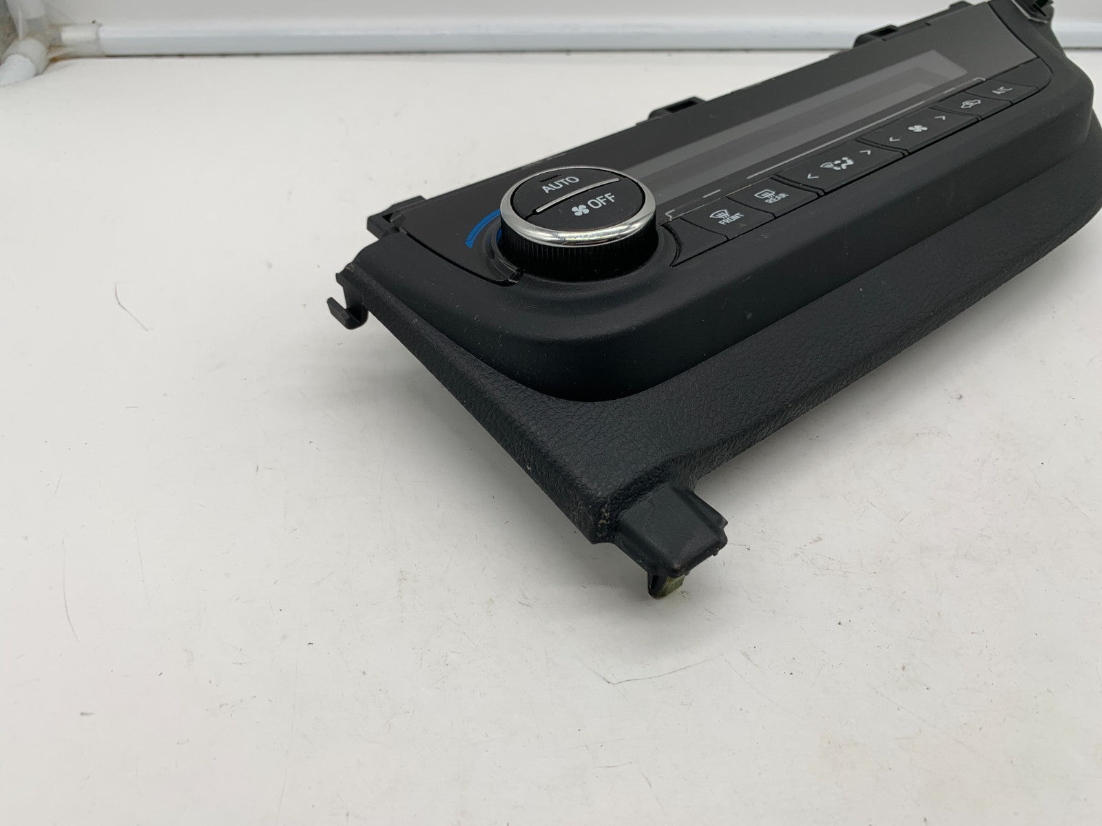 2014-2016 Toyota Corolla Climate Control AC Heater Unit OEM C02B21025