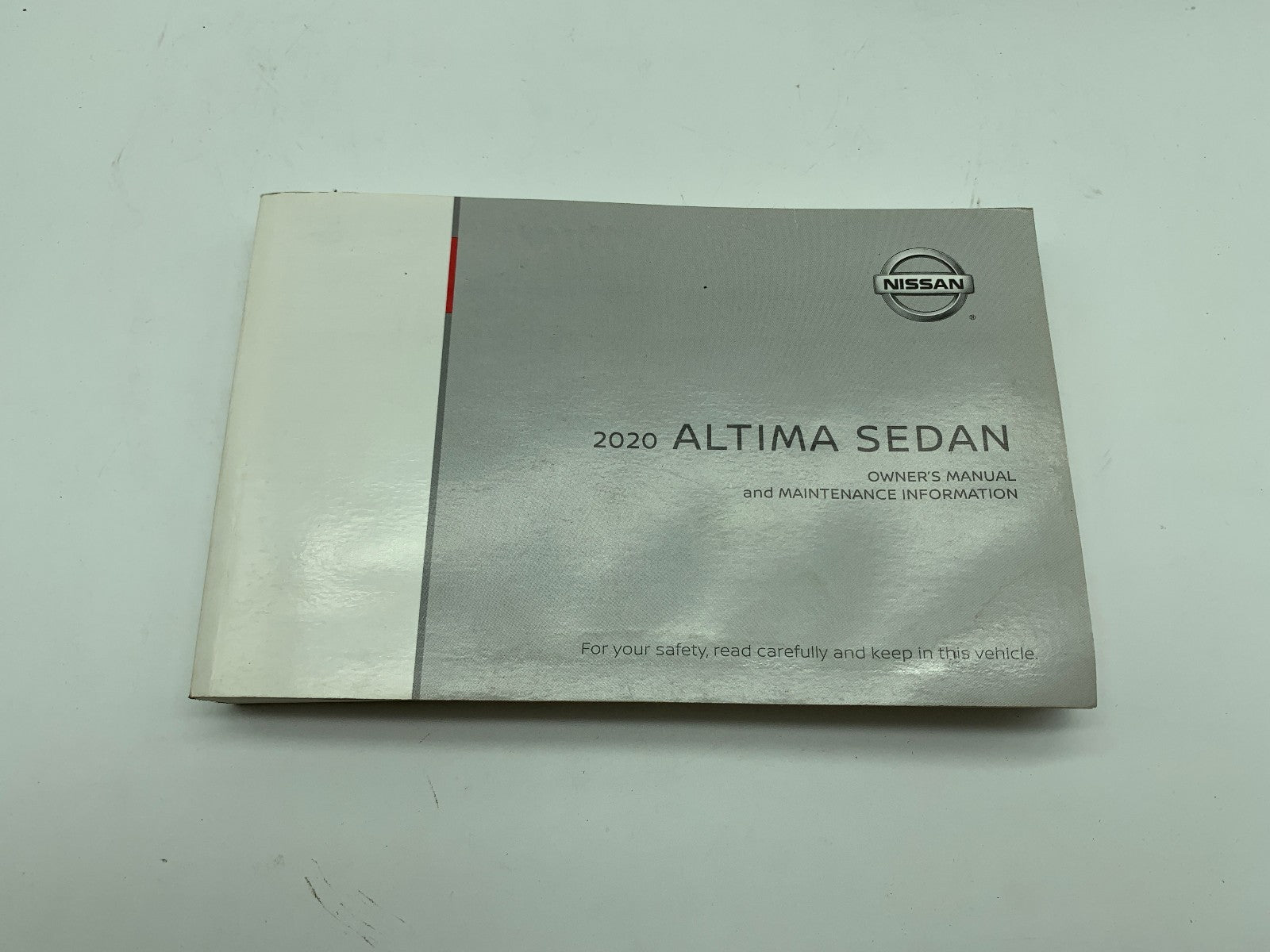 2020 Nissan Altima Sedan Owners Manual Set with Case OEM R01B30015