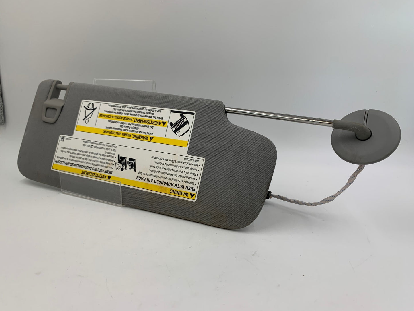 2020-2022 Chevrolet Equinox Driver Sun Visor Gray Illuminated B03B33080