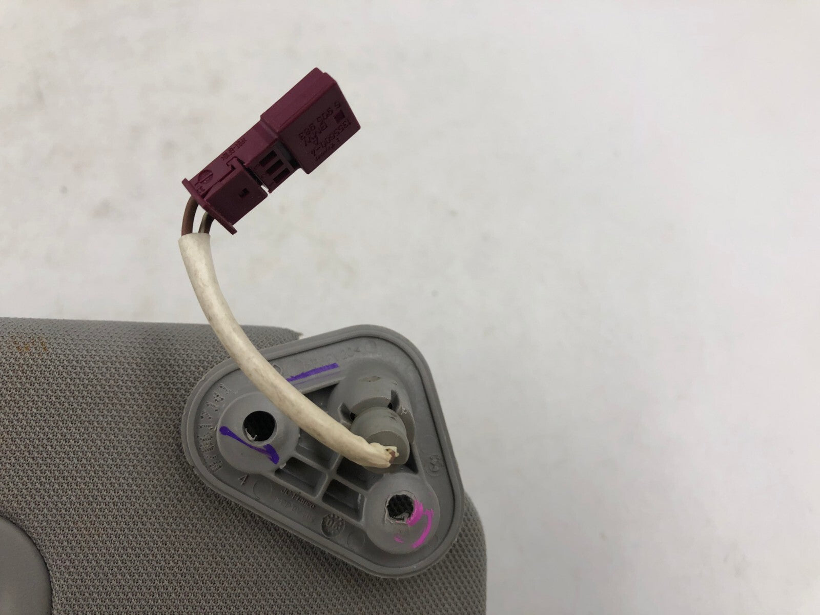 2001-2006 BMW 325i Passenger Sun Visor Gray Illumination OEM D03B44058