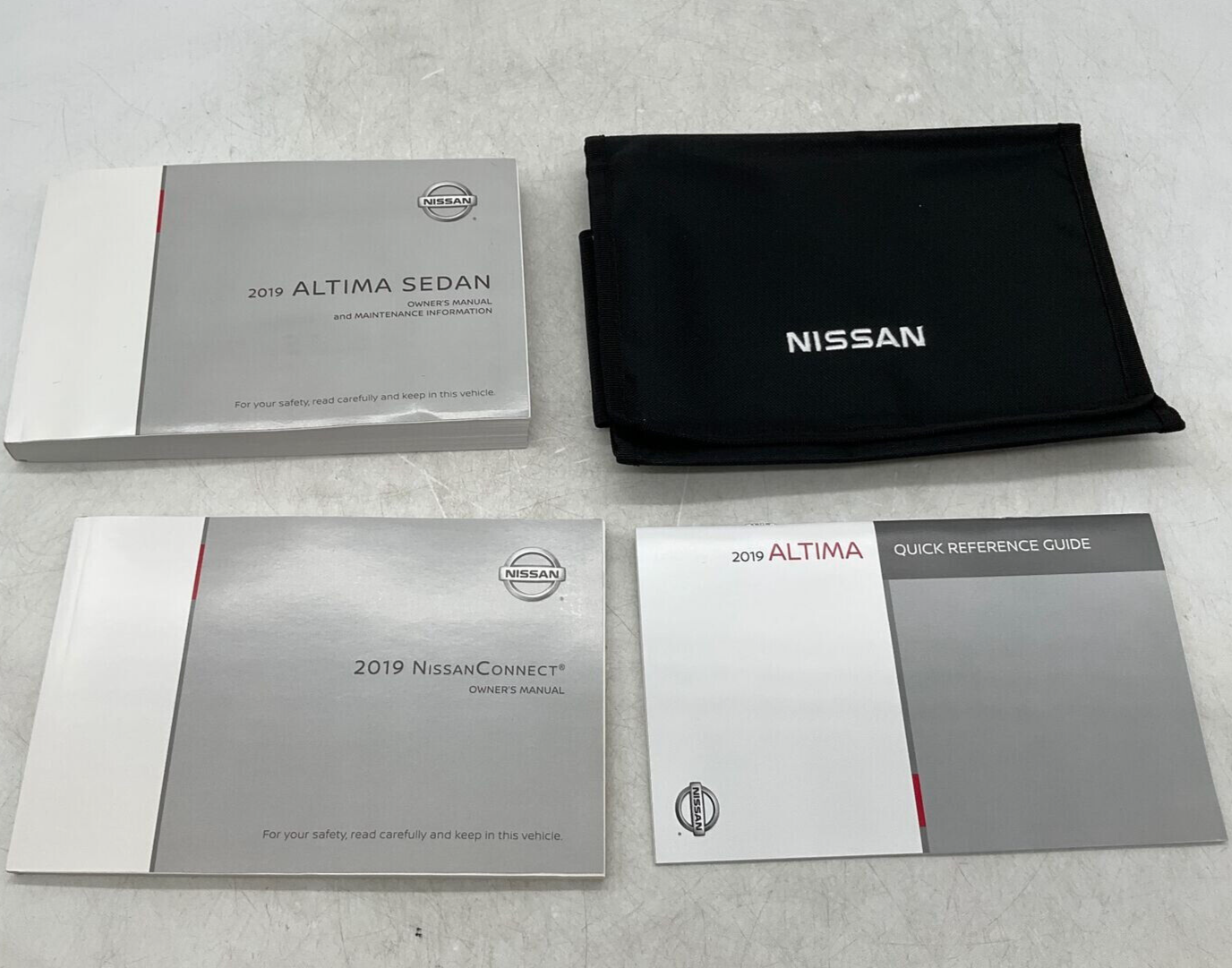 2019 Nissan Altima Sedan Owners Manual Set with Case OEM