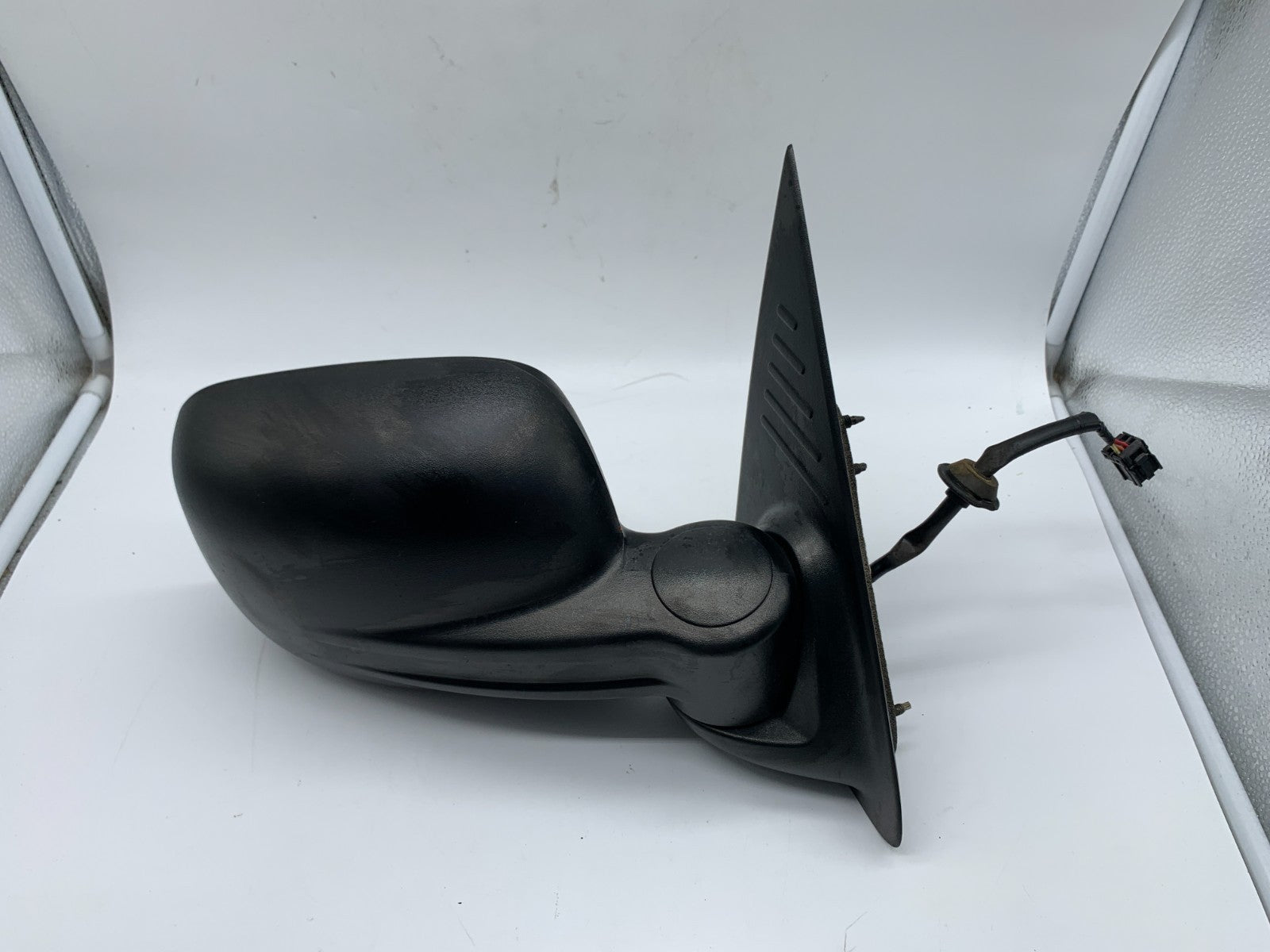 2002-2007 Jeep Liberty Passenger Side View Power Door Mirror Black OEM D03B40001