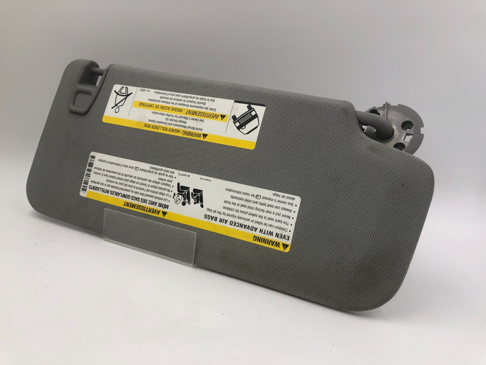 2017-2021 Chevrolet Trax Driver Sun Visor Gray OEM E02B47036