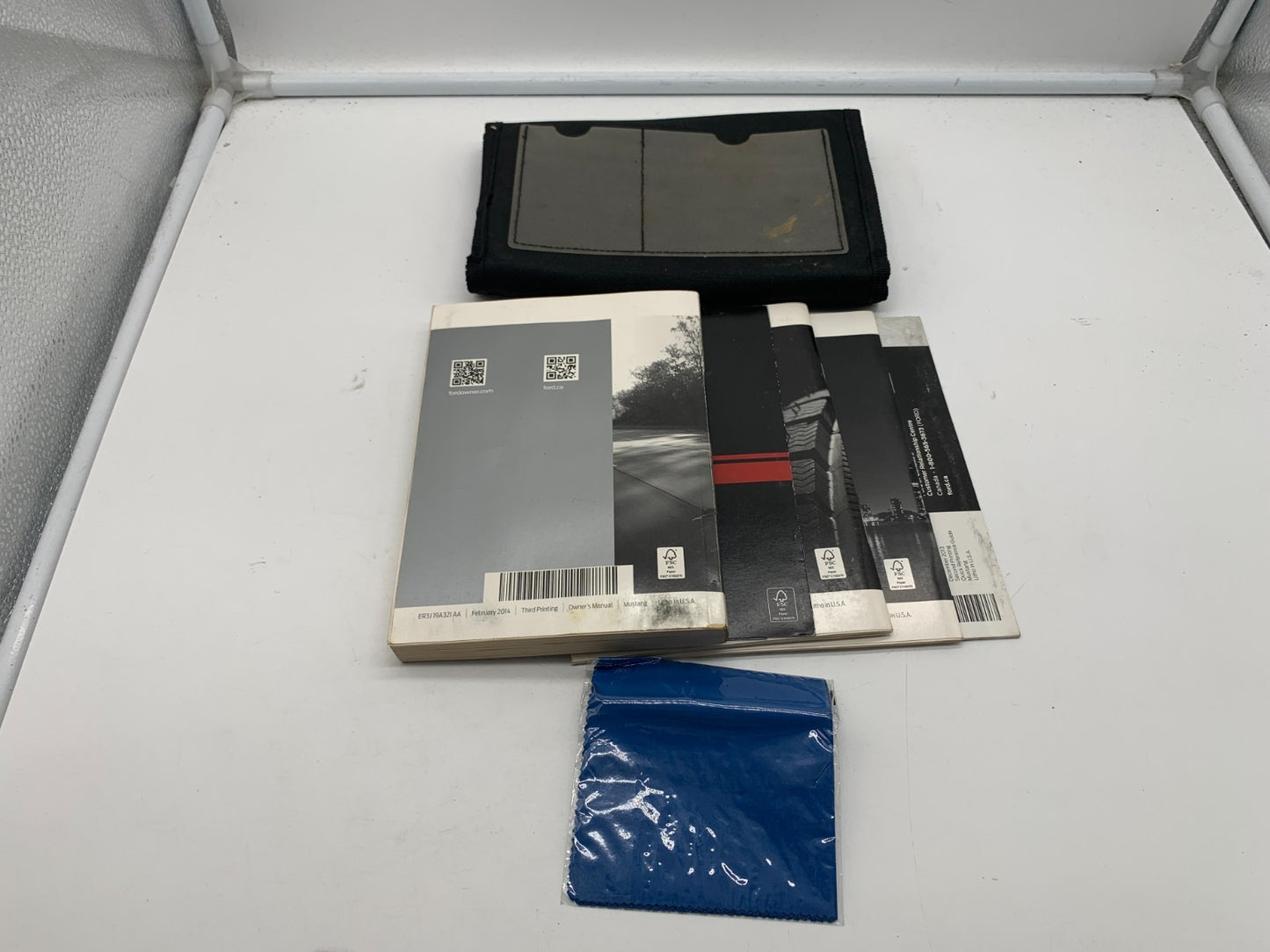 2014 Ford Mustang Owners Manual Set with Case OEM B04B48002