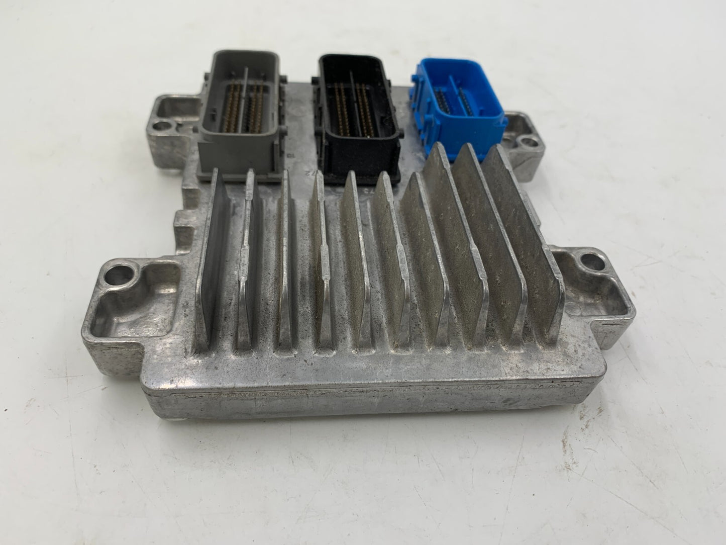 2017-2020 Chevrolet Trax Engine Control Module Unit ECU ECM OEM B02B52038