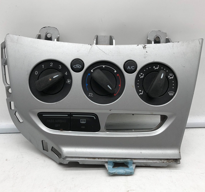 2013-2014 Ford Focus AC Heater Climate Control OEM A01B16009