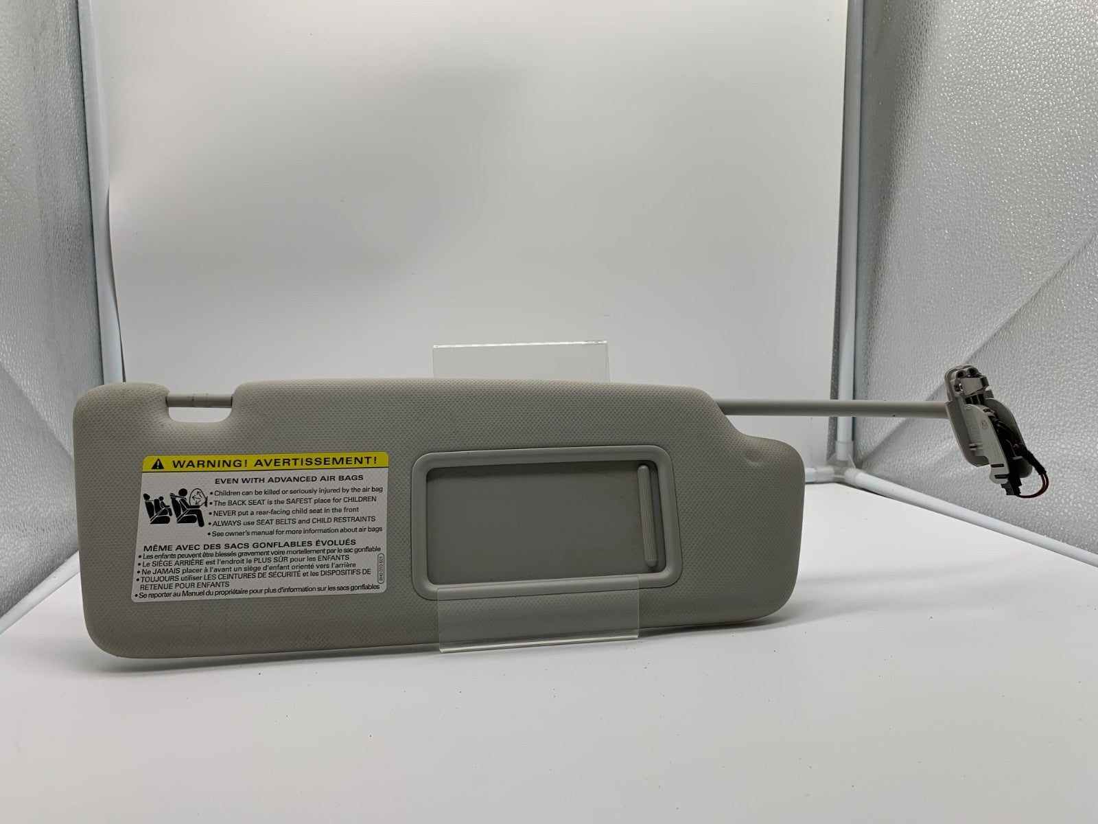 2009-2012 Audi A4 Passenger Sun Visor Sunvisor Gray Illuminated OEM