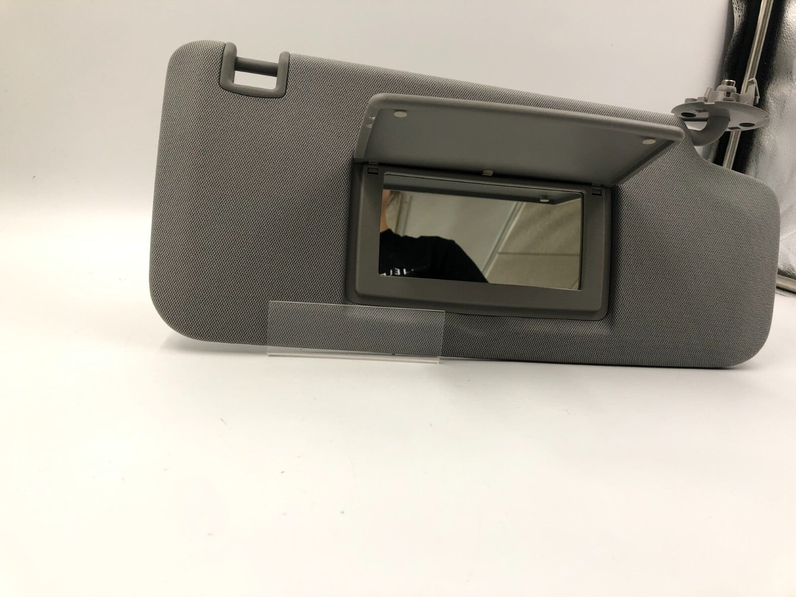 2017-2021 Chevrolet Trax Passenger Sun Visor Gray OEM B04B31031