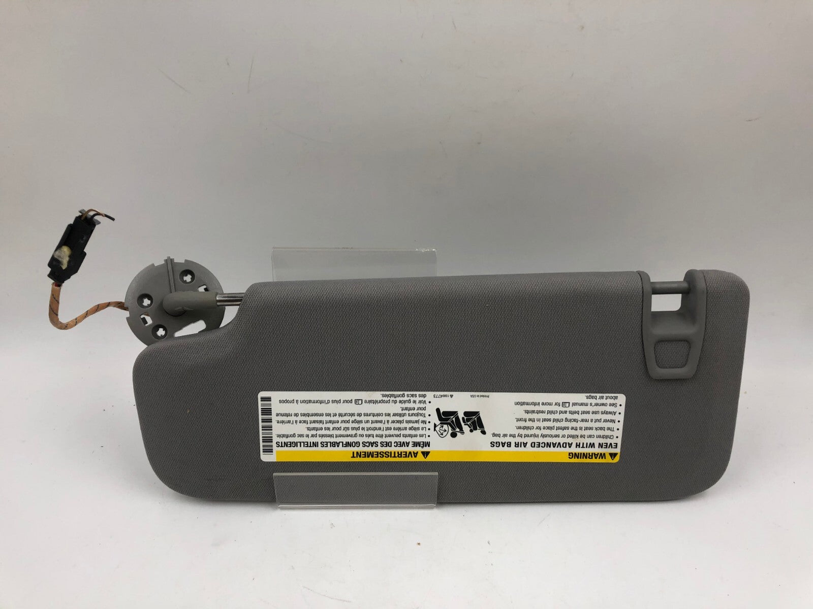 2016-2021 Chevrolet Malibu Passenger Sun Visor Illuminated OEM D01B19004