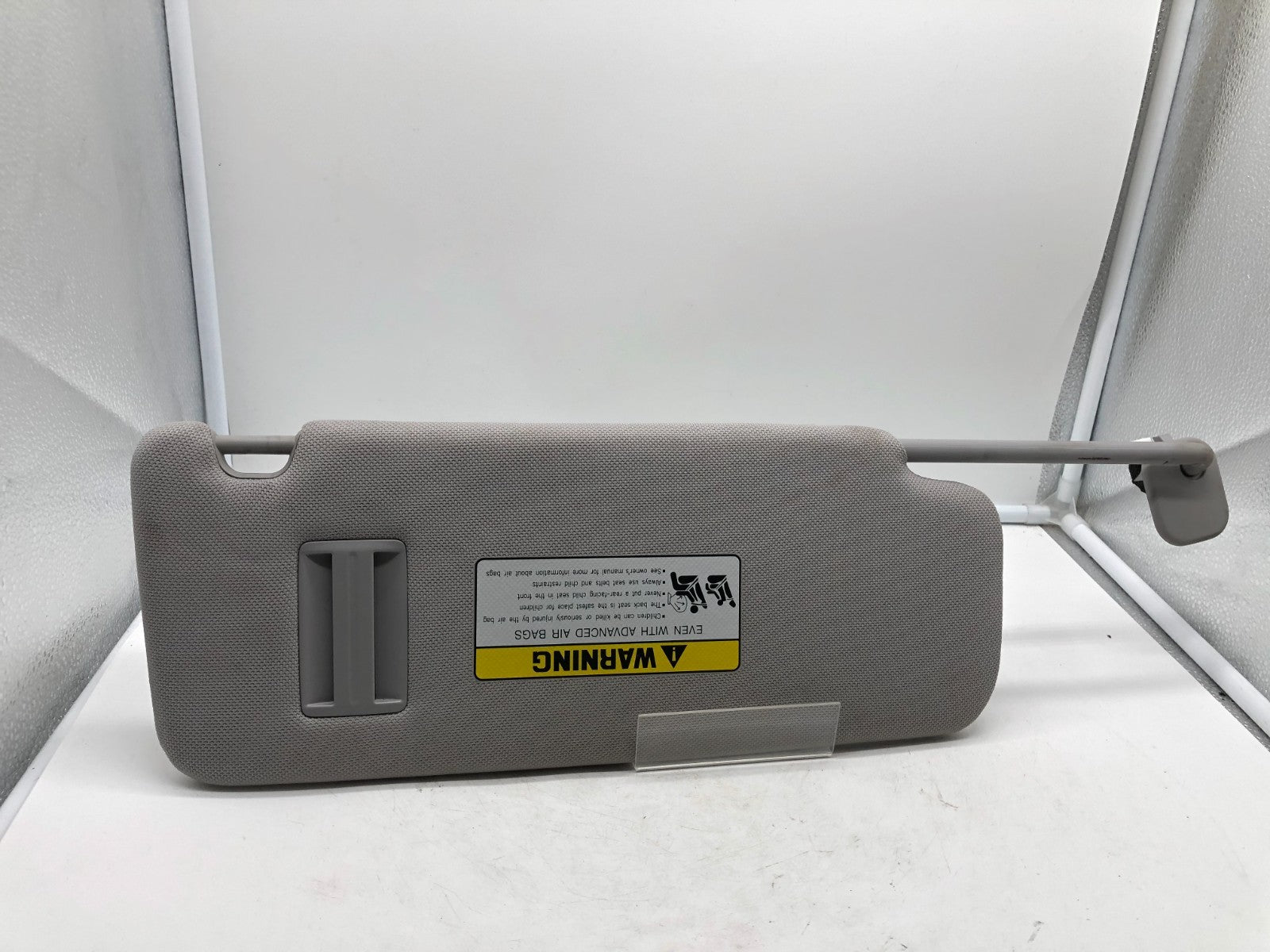 2015-2019 Hyundai Sonata Driver Sun Visor Gray Illuminated OEM B01B35004