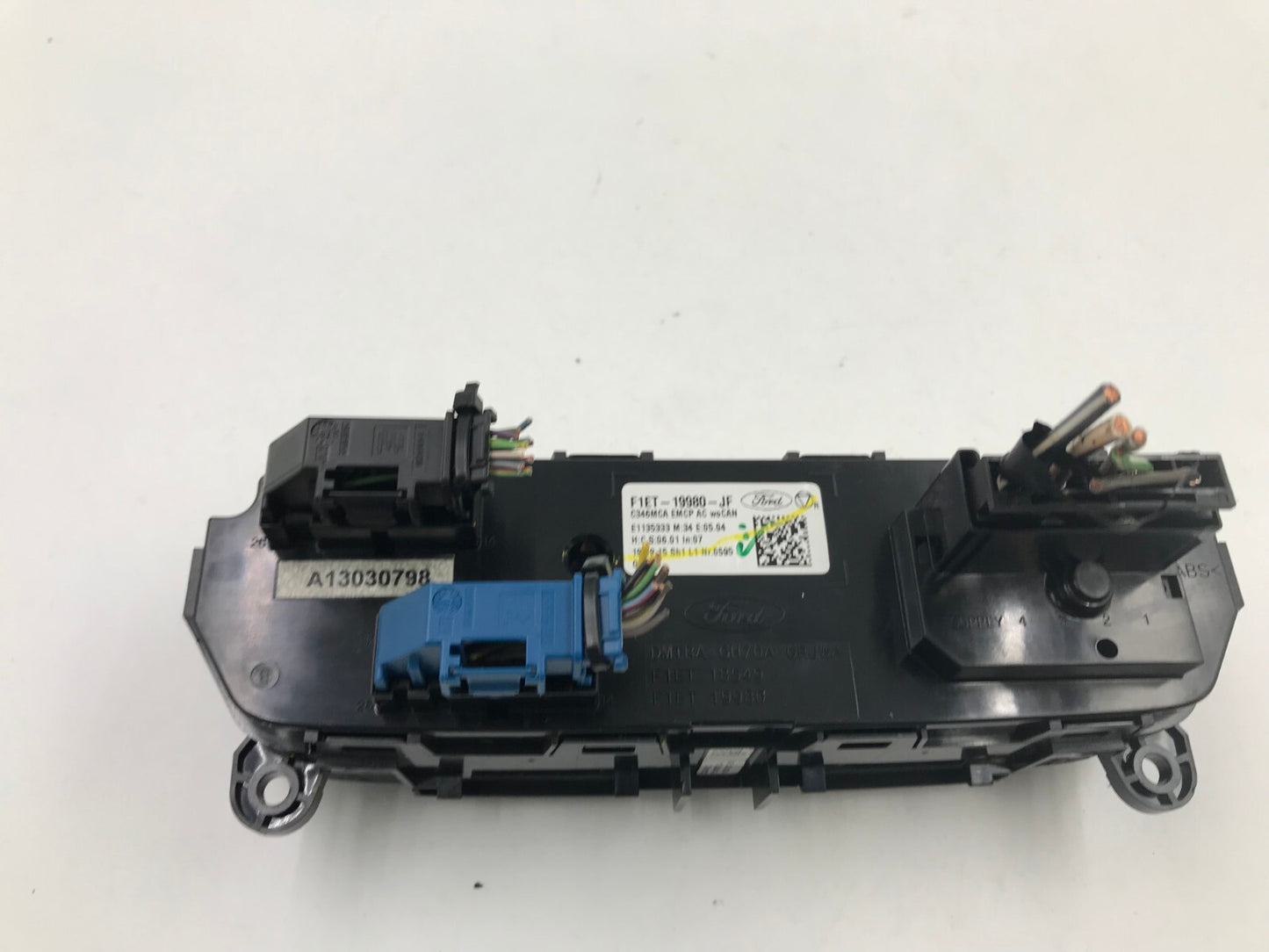 2015-2018 Ford Focus AC Heater Climate Control Unit OEM D03B14011