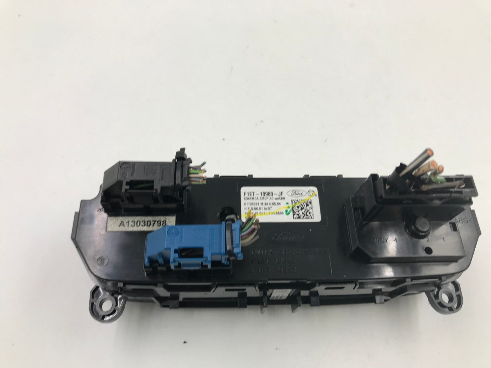 2015-2018 Ford Focus AC Heater Climate Control Unit OEM D03B14011