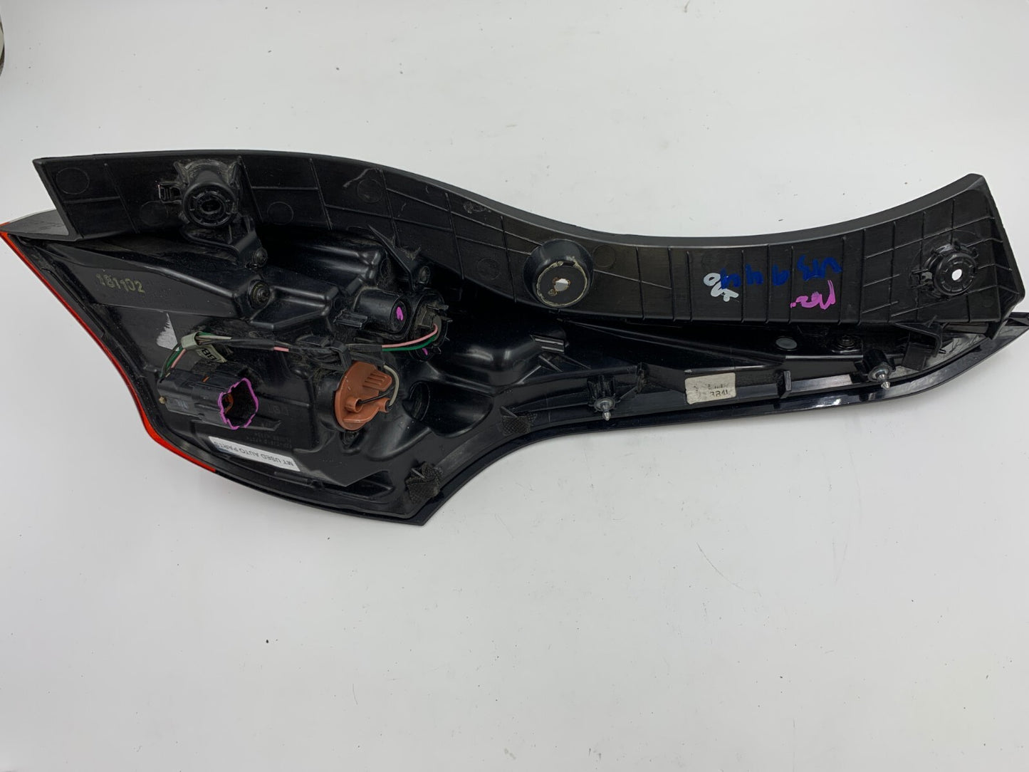 2019-2021 Hyundai Veloster Driver Side Tail Light Taillight OEM E03B60001