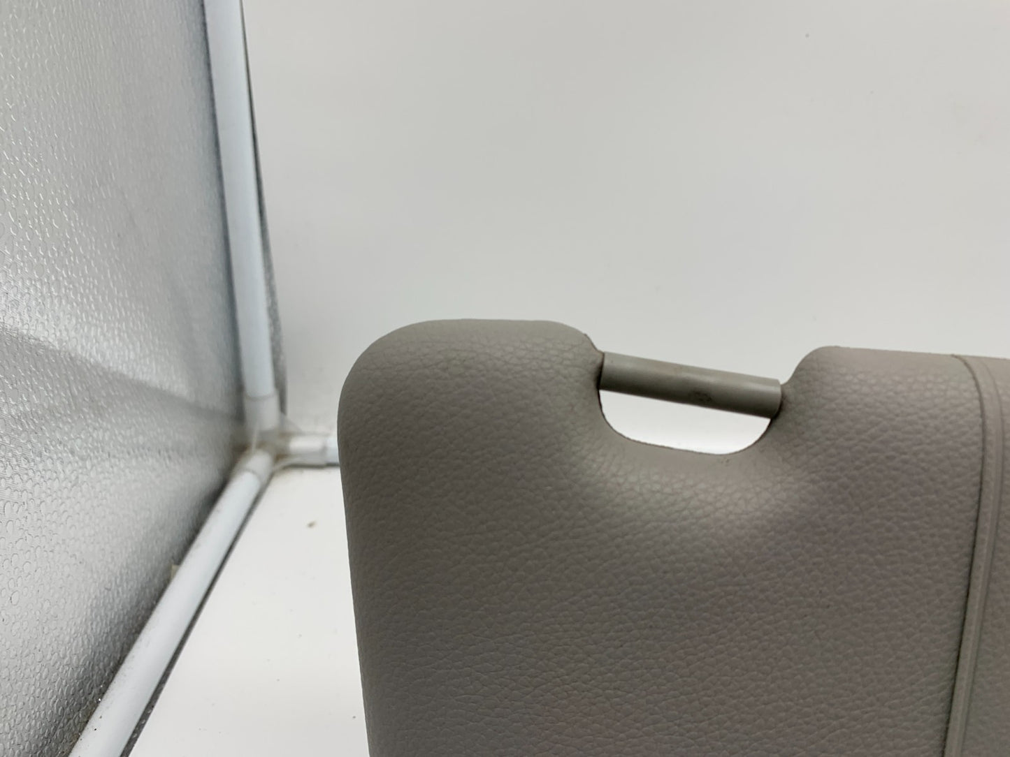 2004-2007 BMW 530i Passenger Sun Visor Gray OEM B04B27004