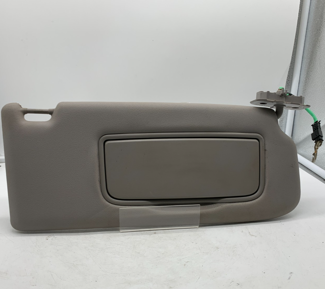 2004-2006 Volvo V40 Passenger Sun Visor Gray Illuminated OEM A03B39076