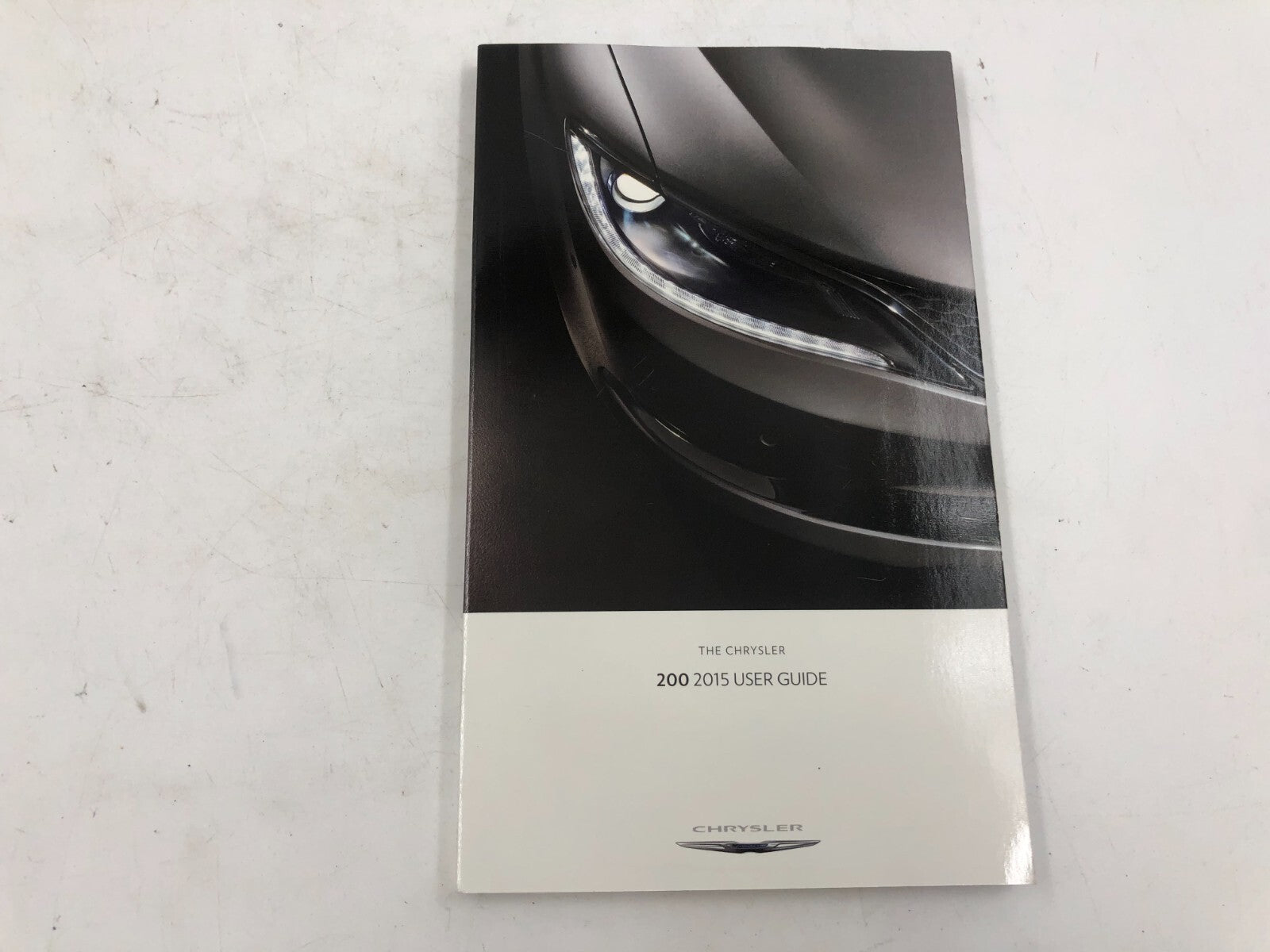 2015 Chrysler 200 Owners Manual with Case OEM C03B68011