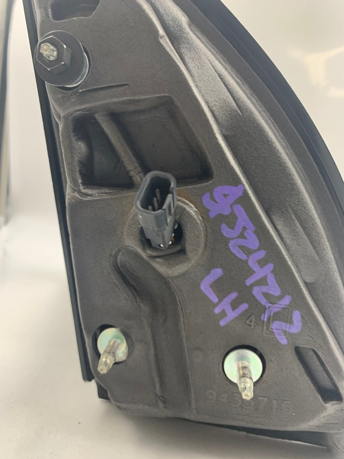 2006-2009 Pontiac Torrent Driver Side View Power Door Mirror Gray OEM D04B18020