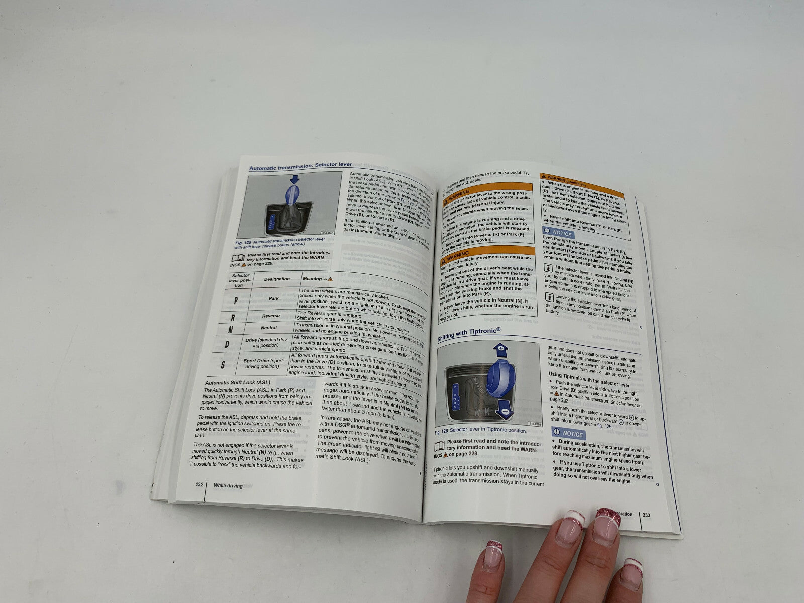 2015 Volkswagen Jetta Owners Manual Set with Case OEM B02B28026