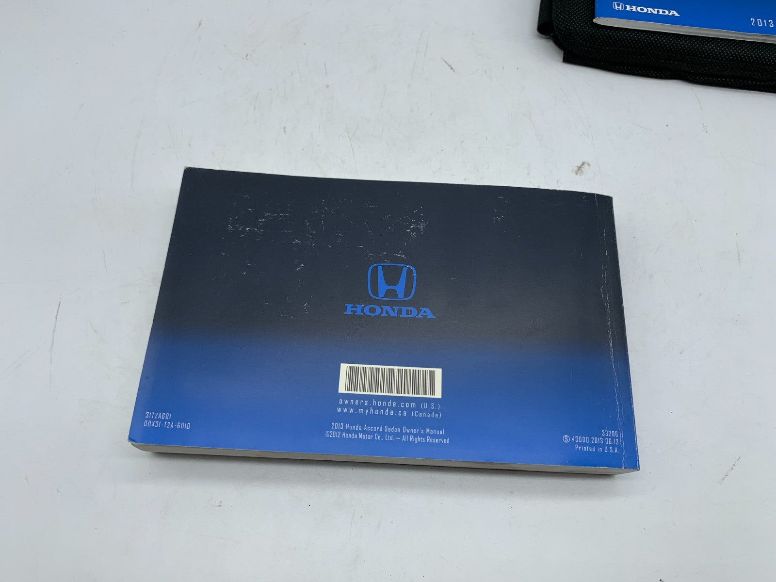 2013 Honda Accord Sedan Owners Manual Set with Case OEM C02B50020