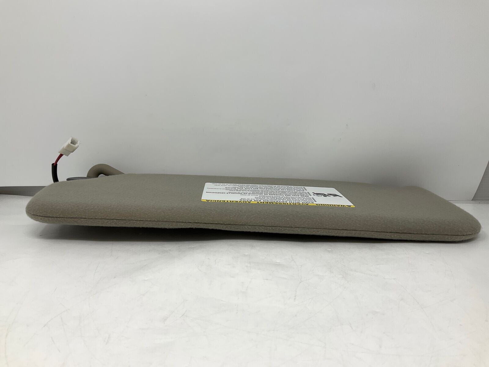 2011-2014 Toyota Sienna Passenger Sun Visor Beige Illuminated OEM E01B60008