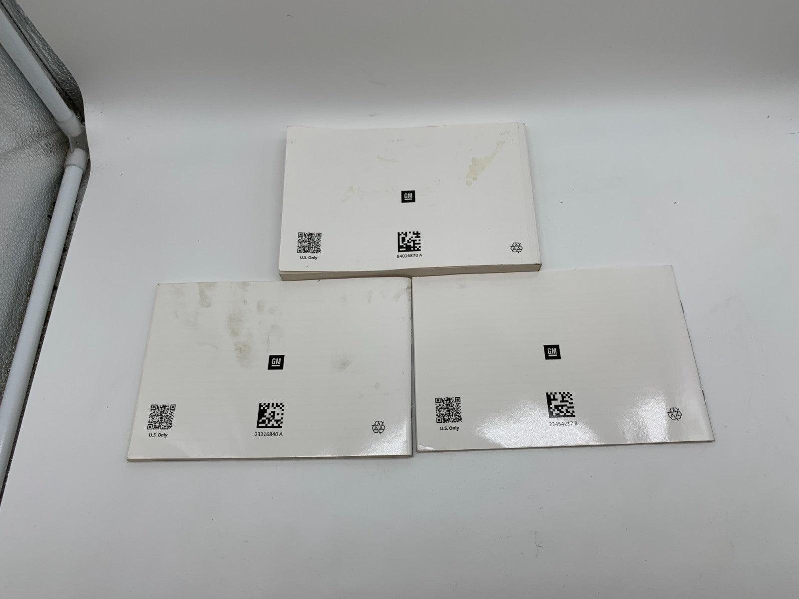 2017 GMC Acadia Owners Manual Set OEM C03B49011
