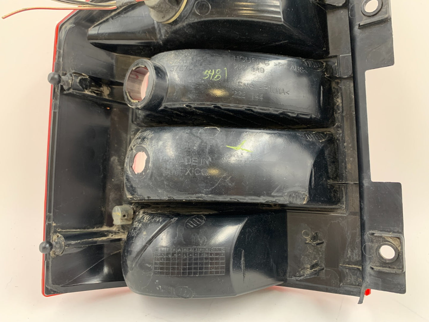 2007-2010 Jeep Compass Passenger Side Tail Light Taillight OEM C04B28046