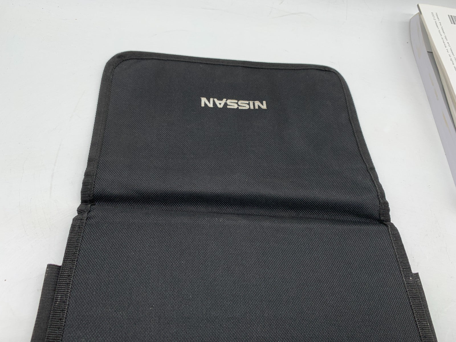 2013 Nissan Rogue Owners Manual Set with Case OEM A04B10029
