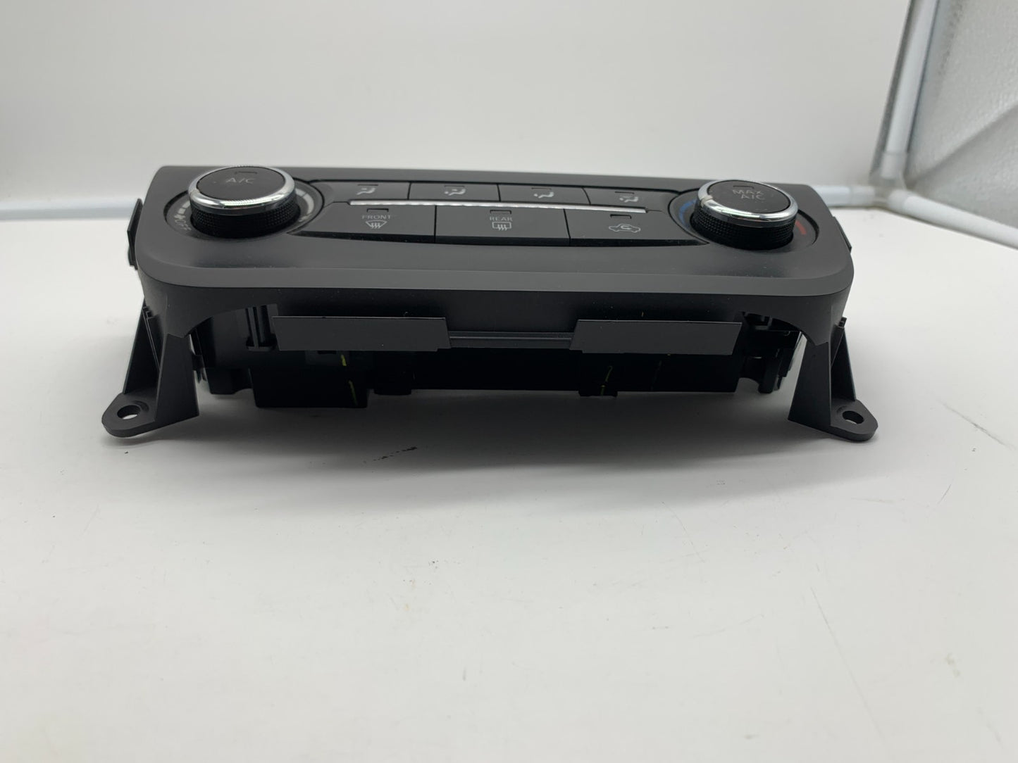 2015-2017 Nissan Sentra AC Heater Climate Control Unit OEM C03B23019