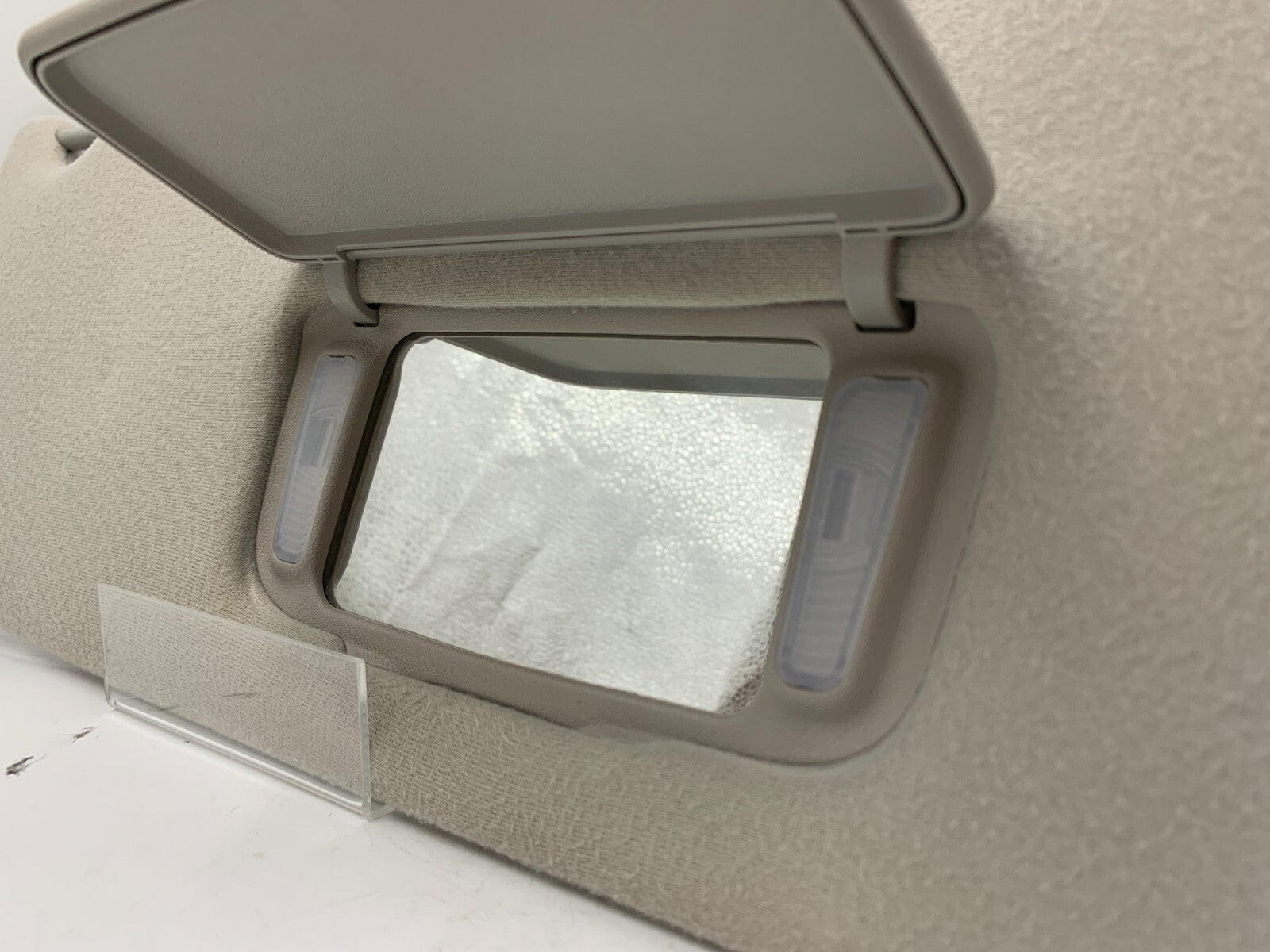 2005-2010 Toyota Sienna Passenger Sun Visor Gray Illuminated OEM C04B08032