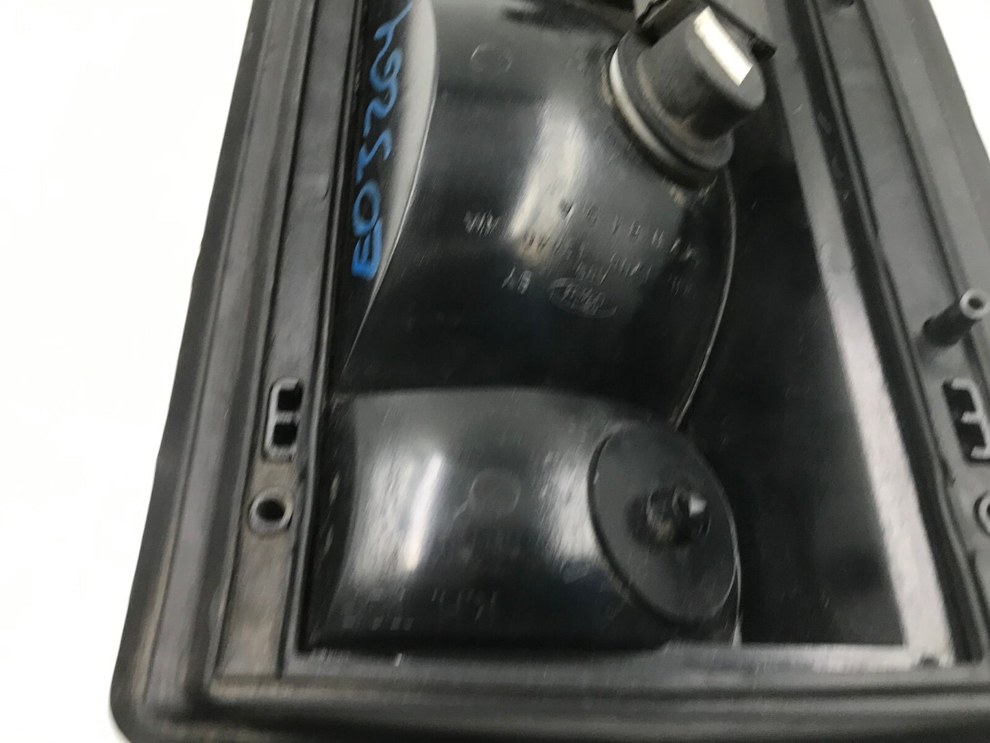 1995-2002 Ford E150 Passenger Tail Light Taillight Lamp OEM