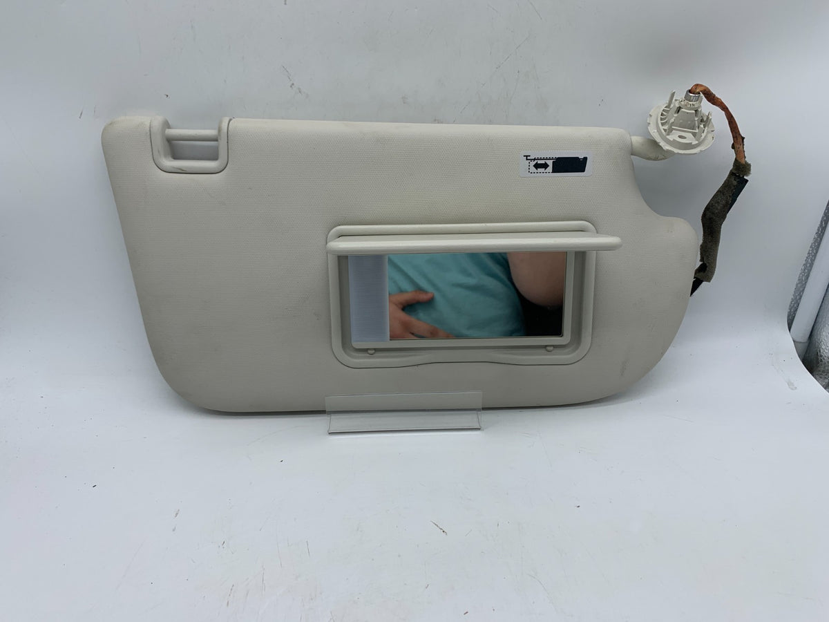 2013-2019 Ford Escape Passenger Sun Visor Sunvisor Ivory Illumination D03B67007