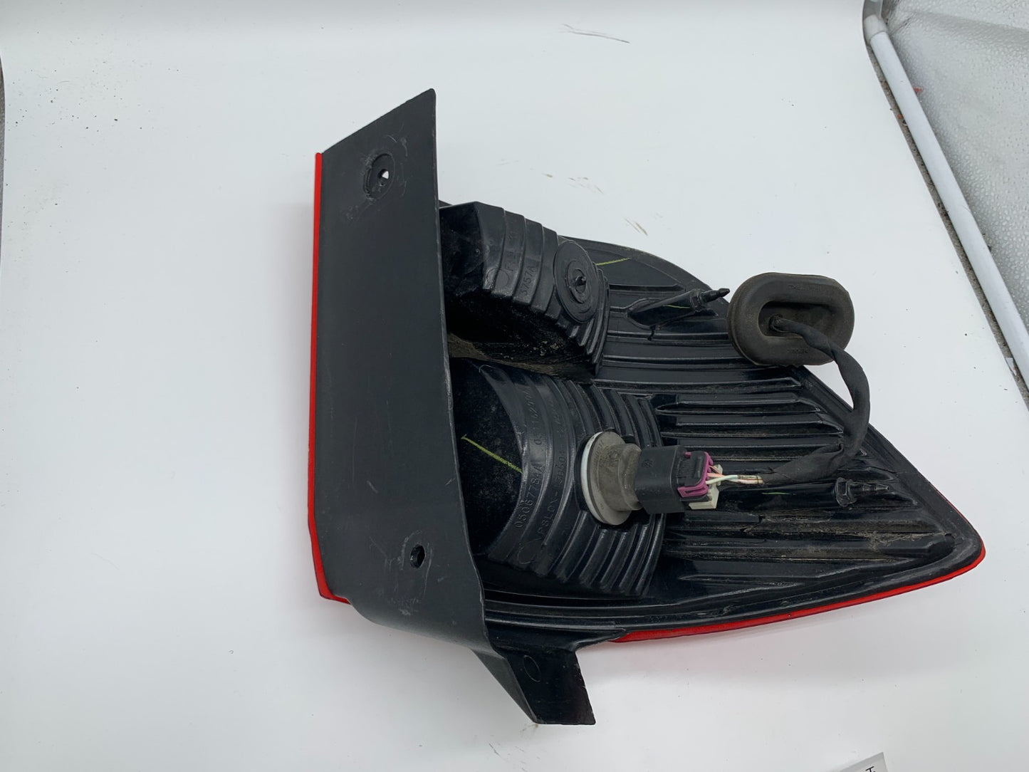 2010-2020 Dodge Journey Passenger Side Tail Light Taillight OEM D02B69012