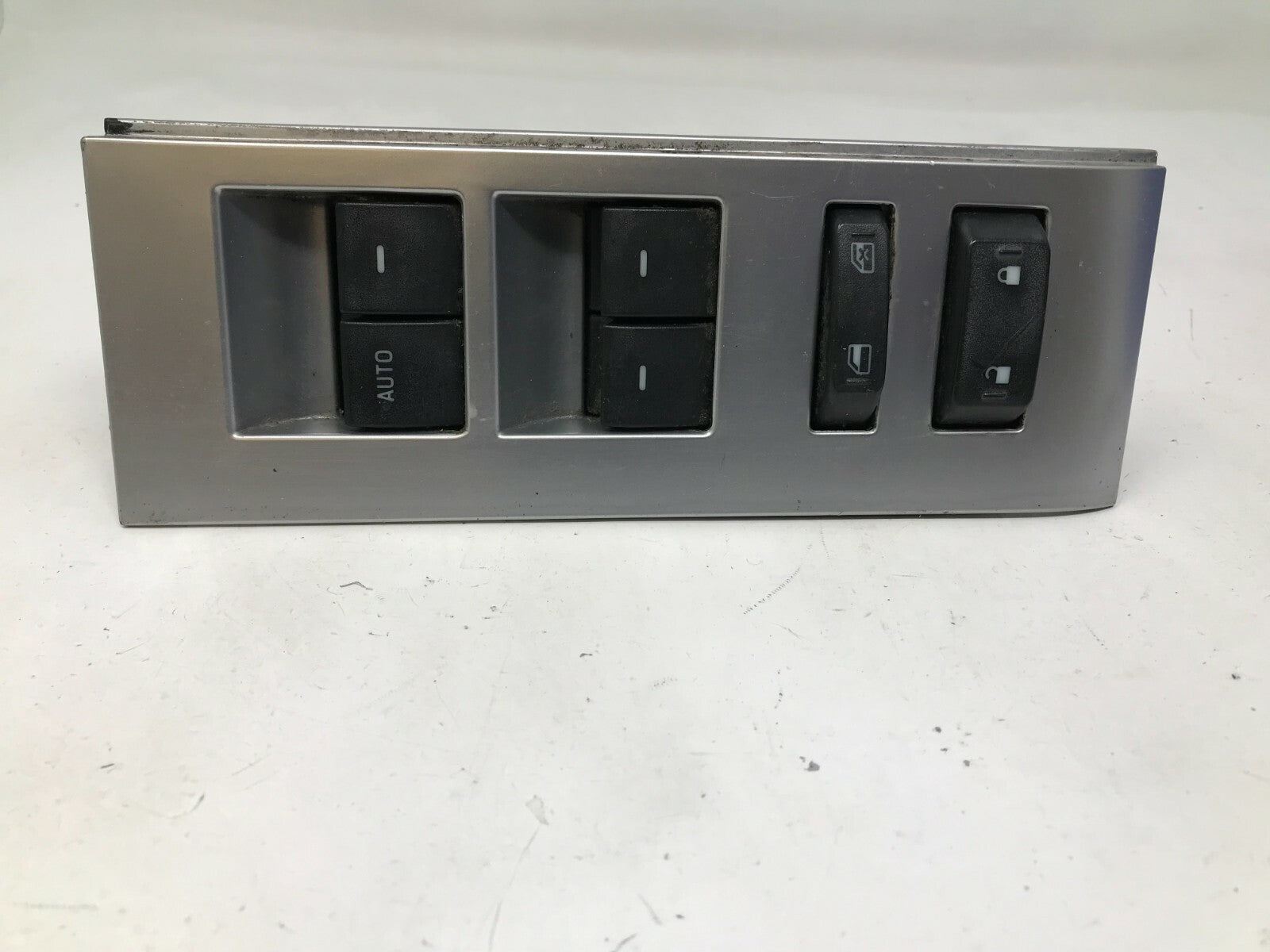 2008-2010 Mercury Mountaineer Master Power Window Switch OEM C01B24014