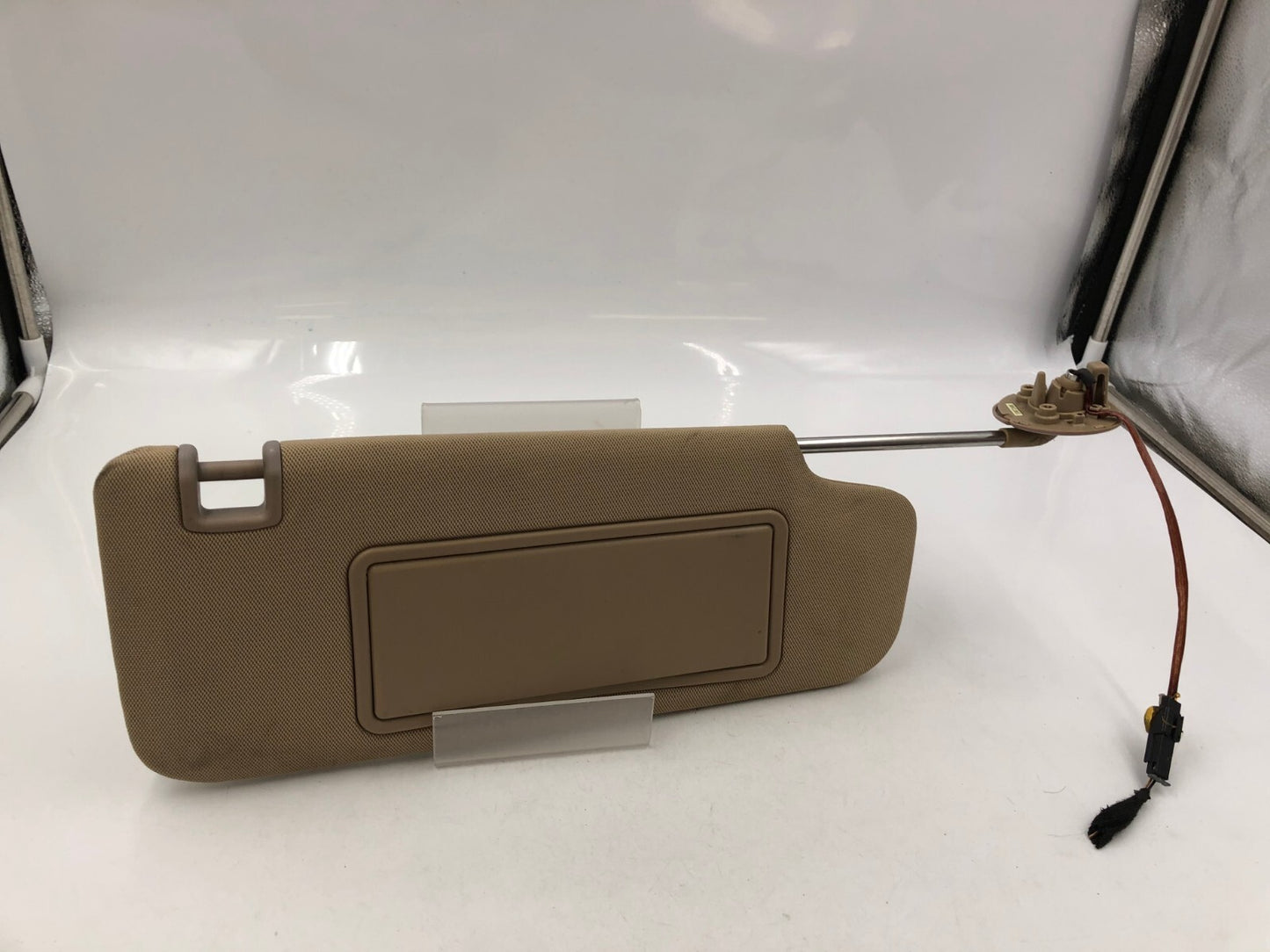 2010-2015 Buick Lacrosse Passenger Sun Visor Sunvisor Tsn Illuminated A03B09048