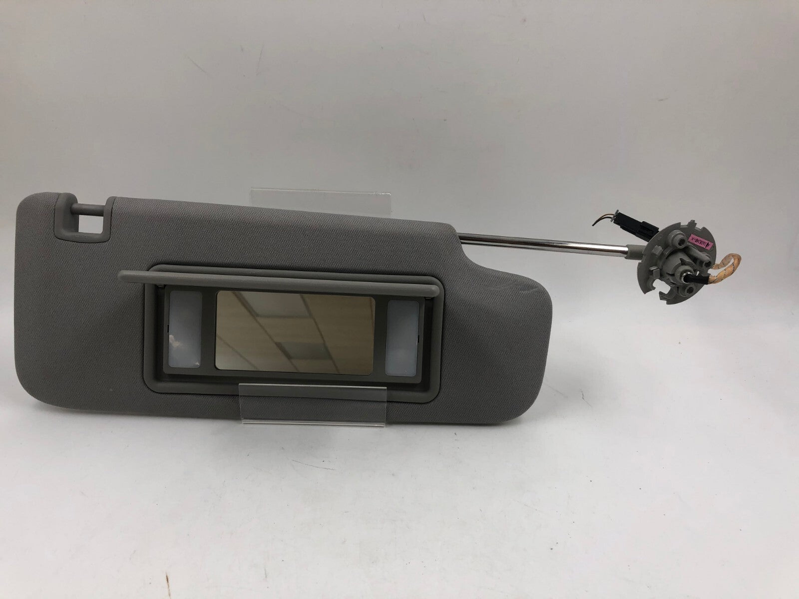 2016-2021 Chevrolet Malibu Passenger Sun Visor Illuminated OEM D01B19004