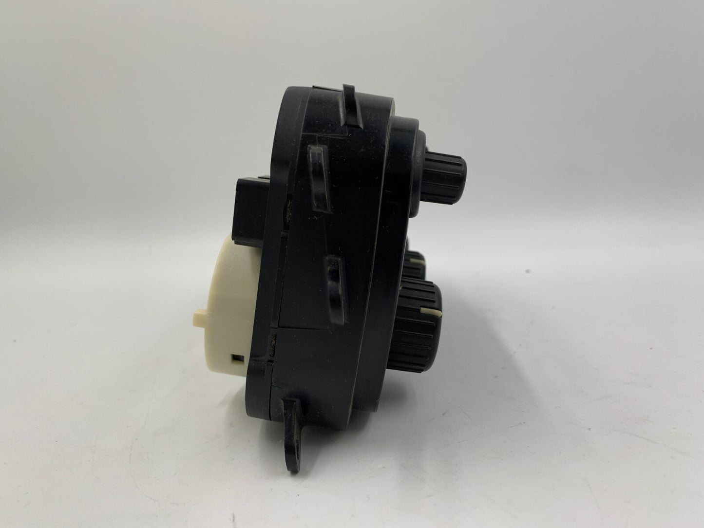 2004-2012 GMC Canyon AC Heater Climate Control Unit OEM A02B12060