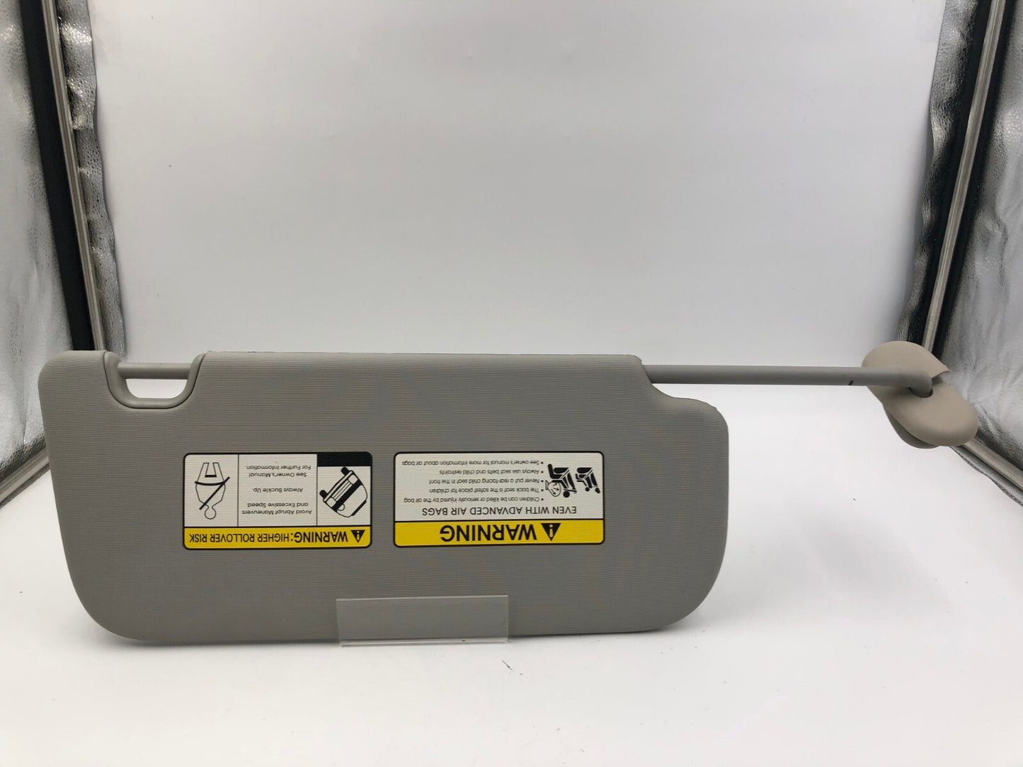 2014-2019 Kia Soul Driver Sun Visor Gray Illuminated OEM C01B11050