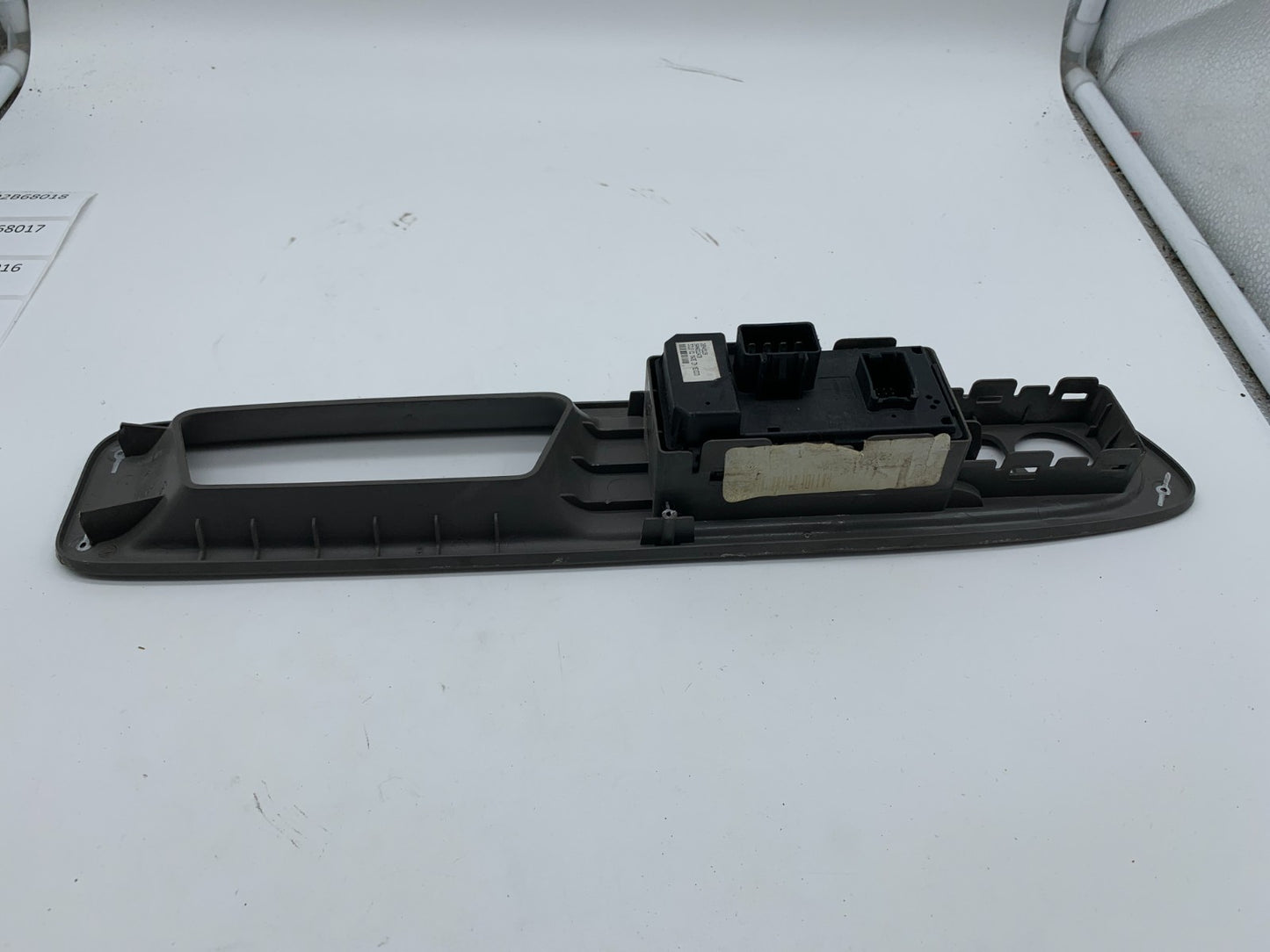 2011-2017 Chevrolet Traverse Master Power Window Switch OEM D02B68004