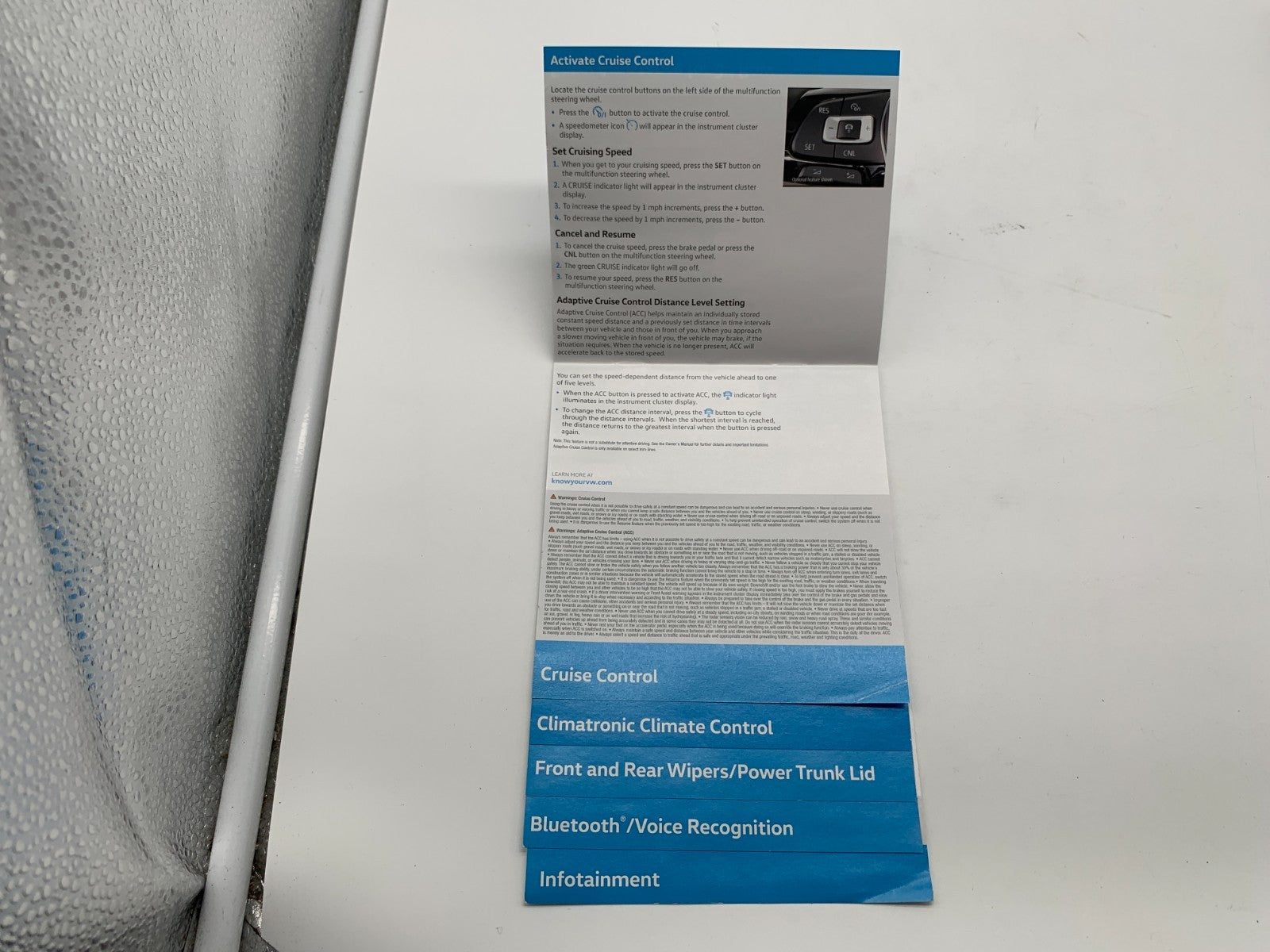 2018 Volkswagen Atlas Owners Manual Set with Case OEM B03B52005