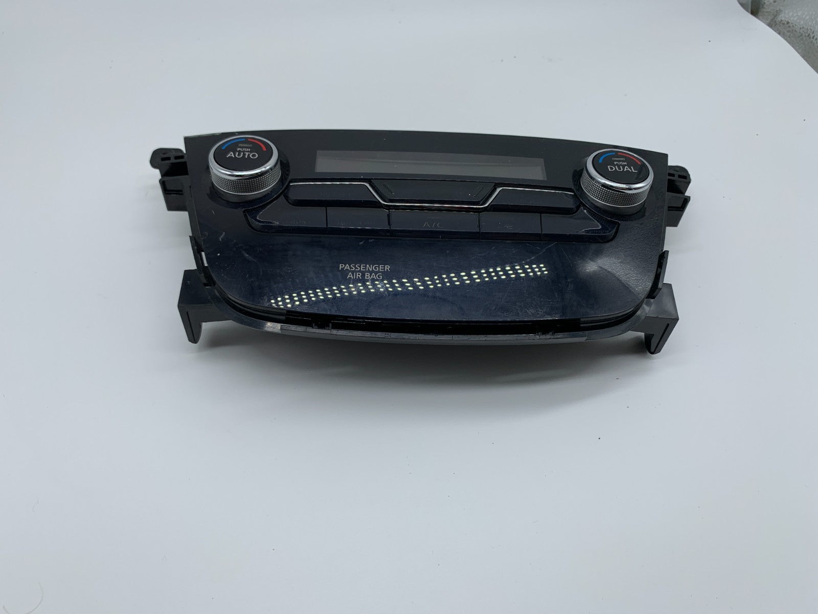 2017-2023 Nissan Murano Climate Control AC Heater Unit Temperature OEM C03B56007