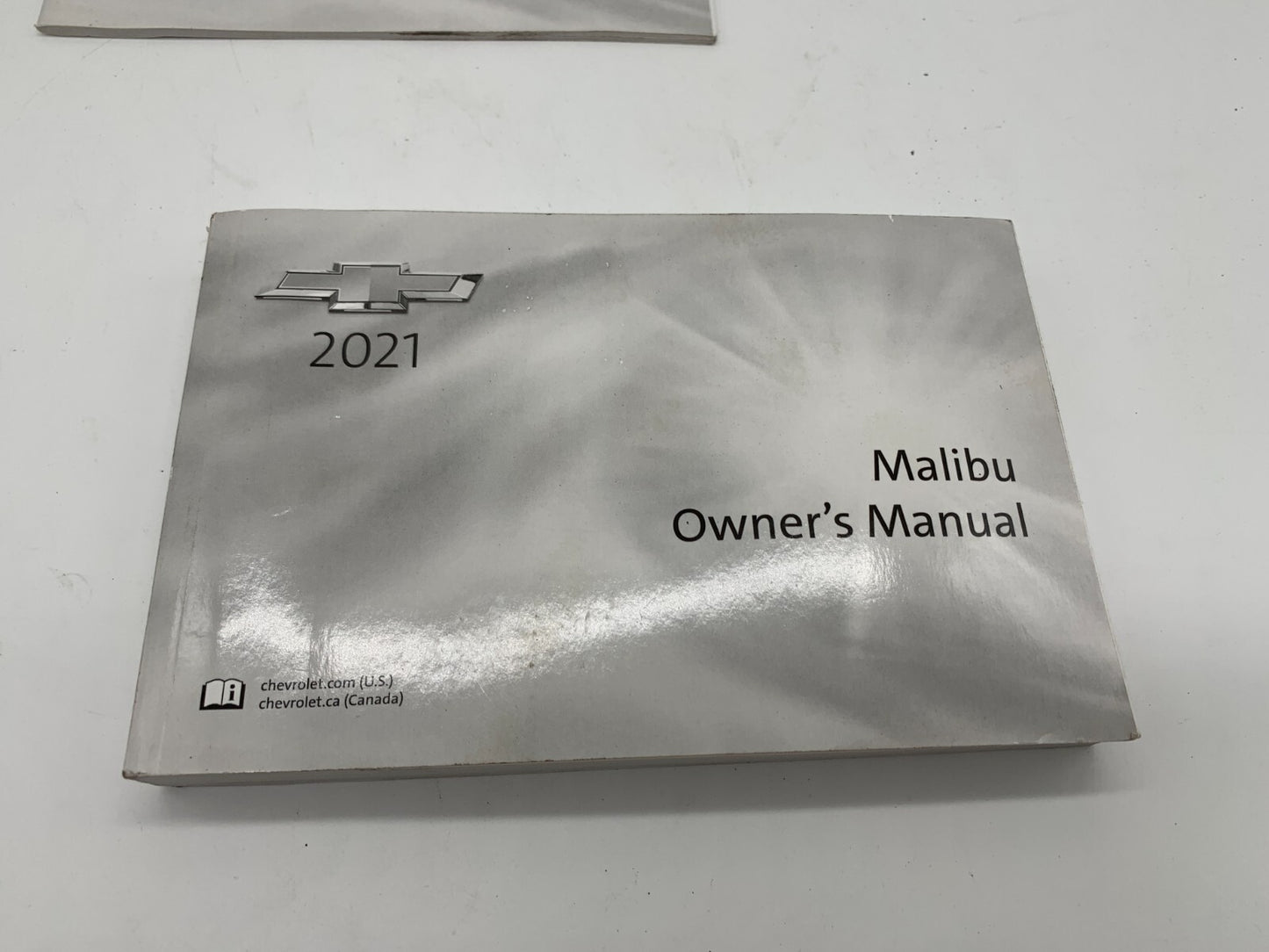 2021 Chevrolet Malibu Owners Manual Set OEM A02B54008