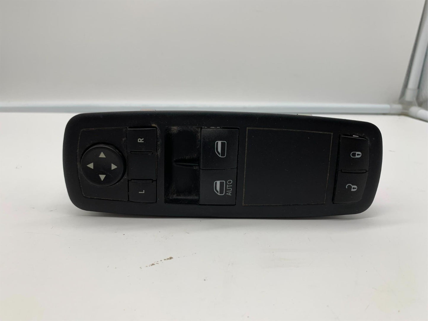 2009-2012 Dodge Ram 1500 Master Power Window Switch OEM C04B22003