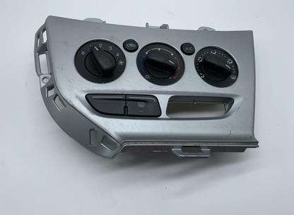 2012 Ford Focus AC Heater Climate Control Temperature Unit OEM C04B03007